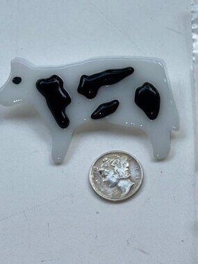783 FUSED LAPEL/BROACH WHITE / BLACK SPOTS HAND MADE FUSED GLASS MADE IN THE HUD